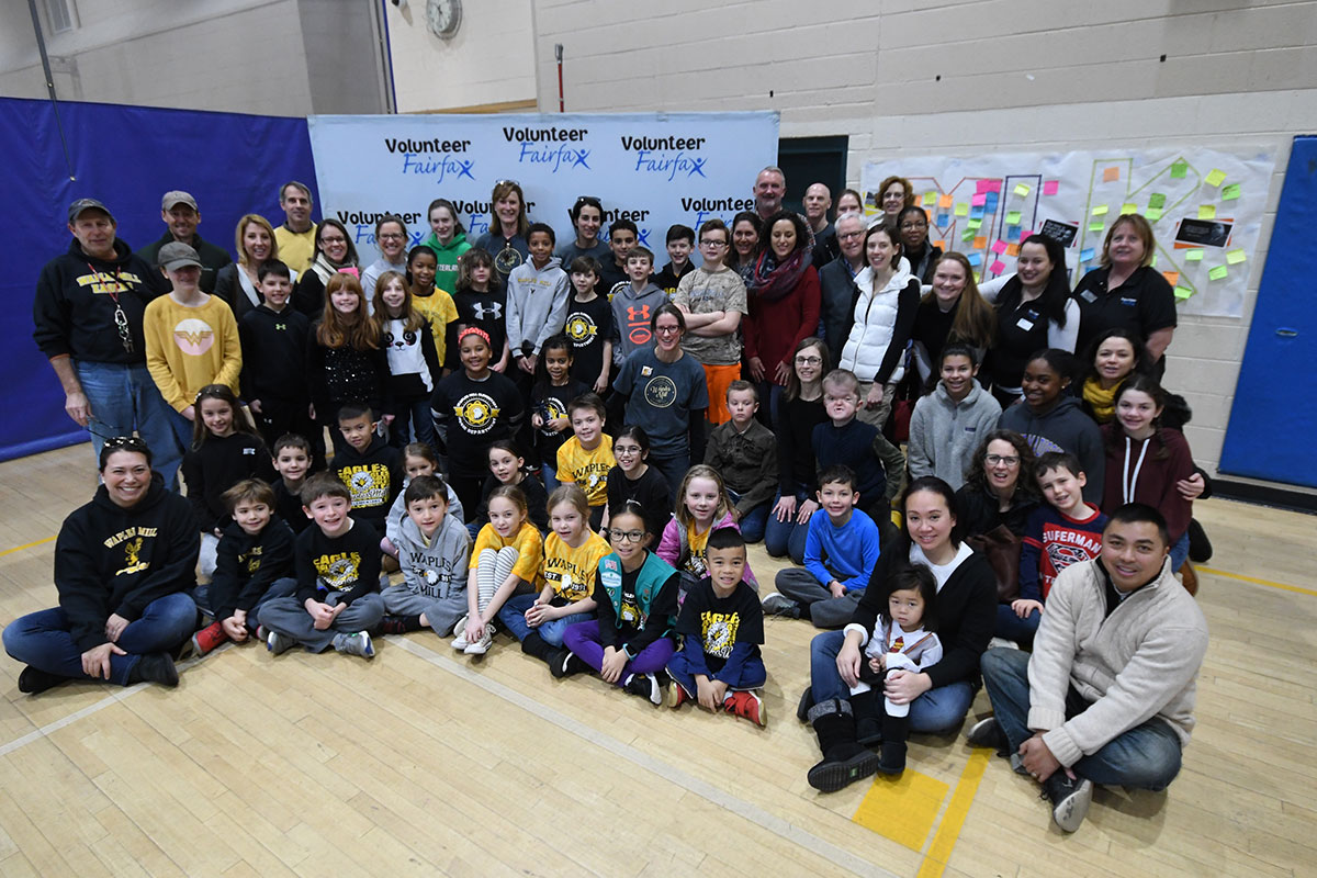 Group of young volunteers and their leaders at a Volunteer Fairfax Event